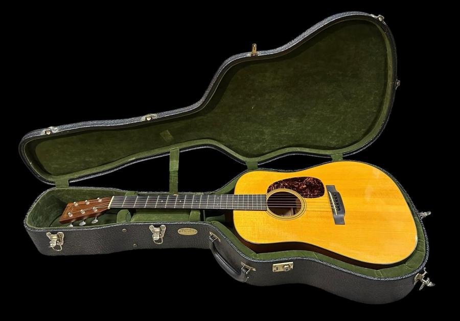 Violão Martin D-18 - Seminovo